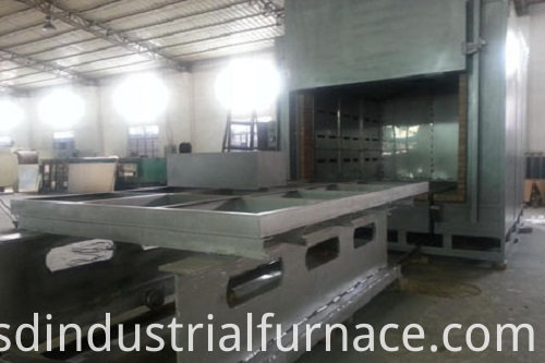 Four de traitement thermique de chariot Trolley Heat Treatment Furnace